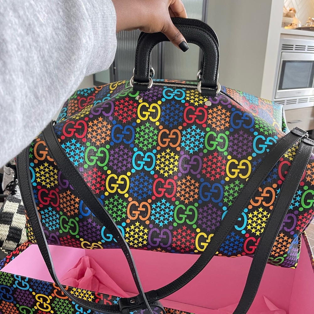 GUCCI PSYCHEDELIC DUFFLE BAG - Picture 1 of 5